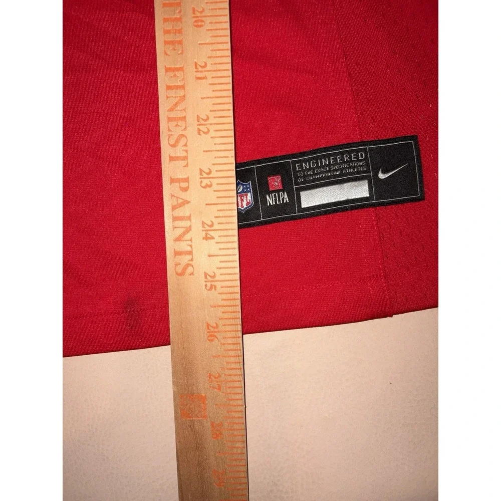 Travis Kelce #87 Kansas City Chiefs Nike Engineered NFL Jersey Red Woman's Small